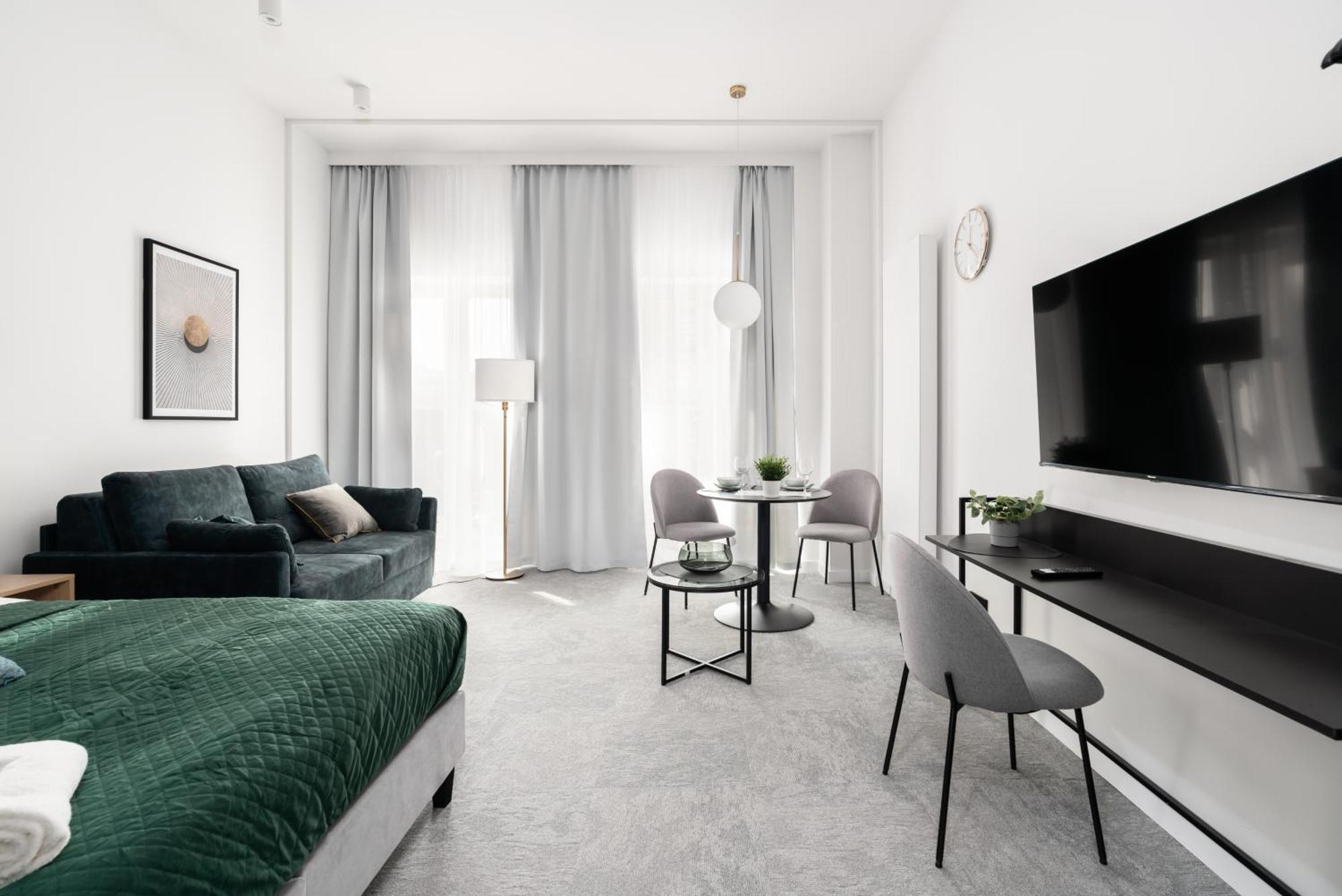 Citycenter Sauna & Fitness Apartments Podgorna By Renters Prestige Poznan Ngoại thất bức ảnh
